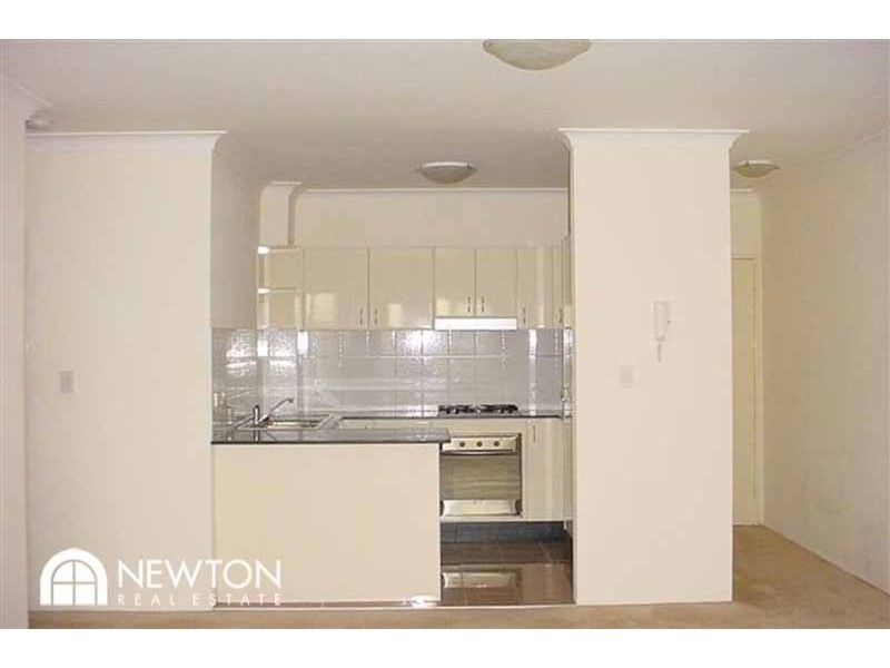 2/10-20 Mackay Street, Caringbah NSW 2229