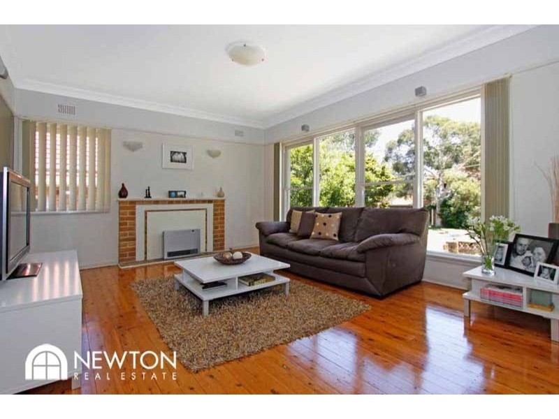 12 Mooki Street, Miranda NSW 2228