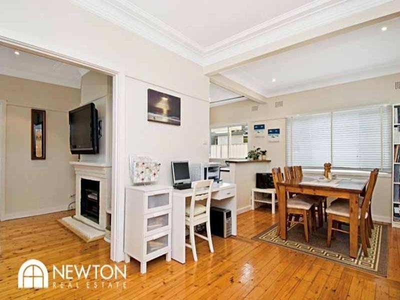 18 Pacific Street, Caringbah NSW 2229