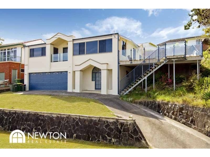 11 Moyran Parade, Grays Point NSW 2232