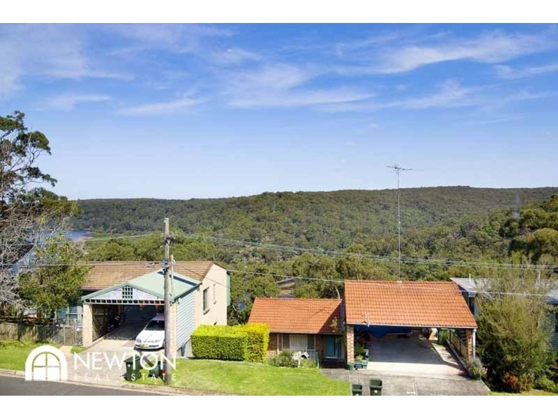 11 Moyran Parade, Grays Point NSW 2232