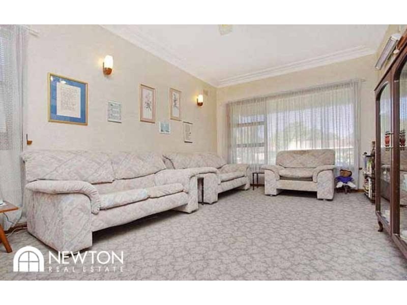 17 Holly Street, Caringbah NSW 2229