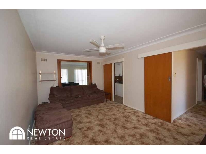 3 Forbes Crescent, Engadine NSW 2233