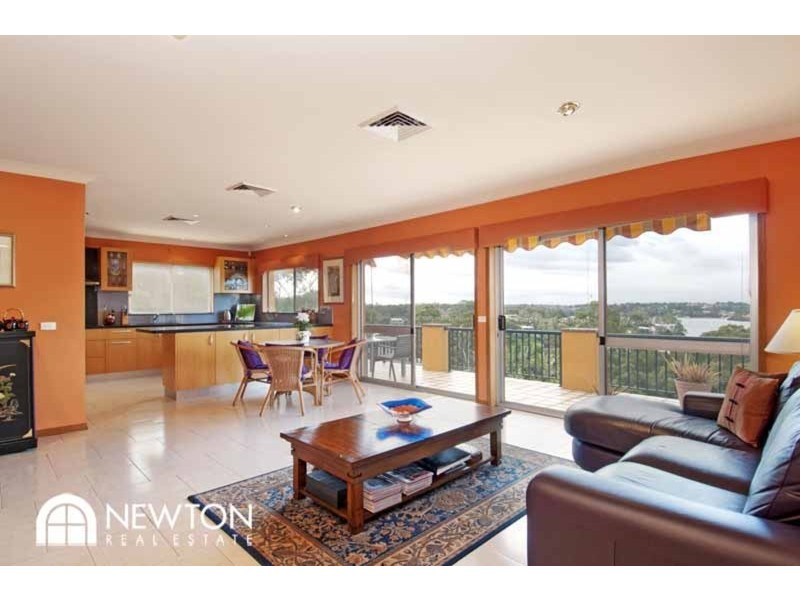 17 Struen Marie Street, Kareela NSW 2232