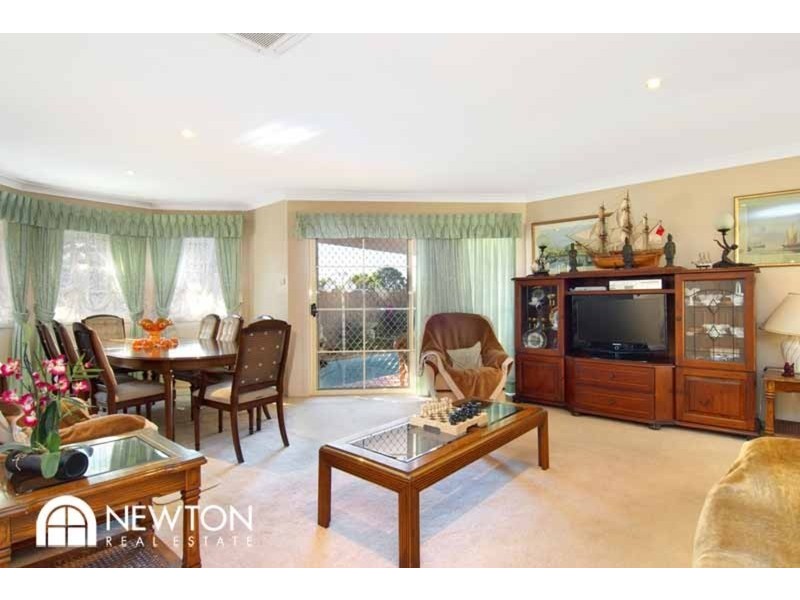 3/19 Wallumatta Rd, Caringbah NSW 2229