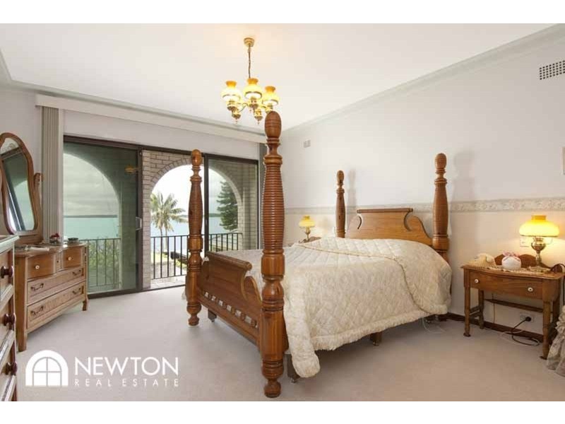 14 Woodlands Road, Taren Point NSW 2229