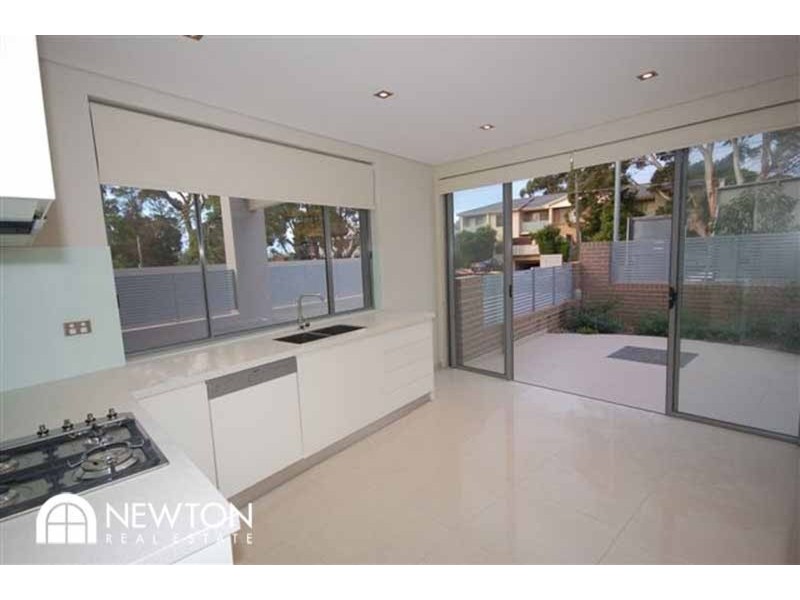 13/21-25 High Street, Caringbah NSW 2229