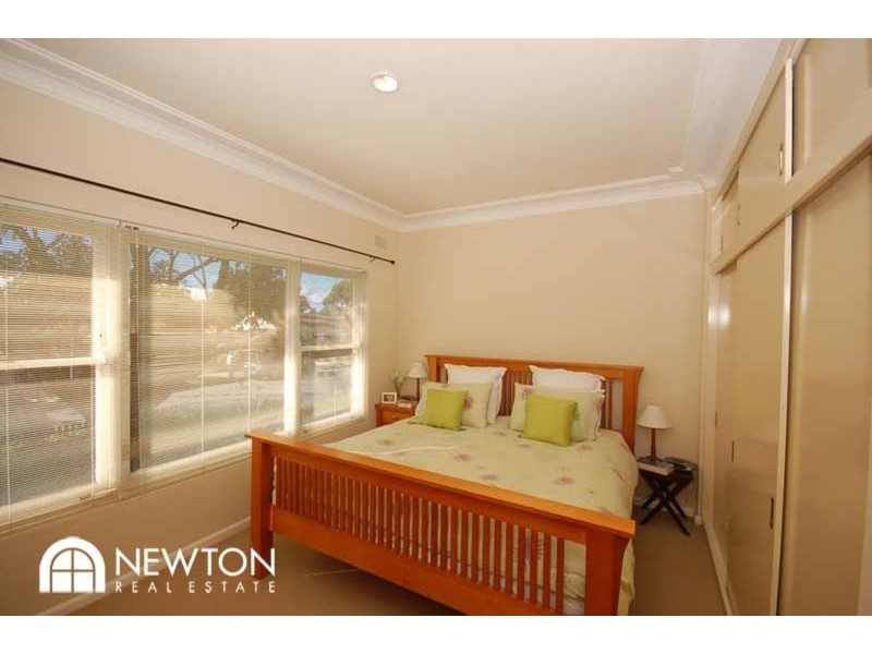 16 Jinatong Street, Miranda NSW 2228