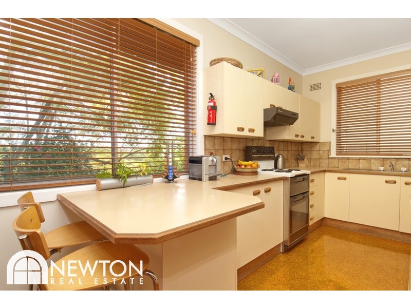34 Lincoln Crescent, Bonnet Bay NSW 2226