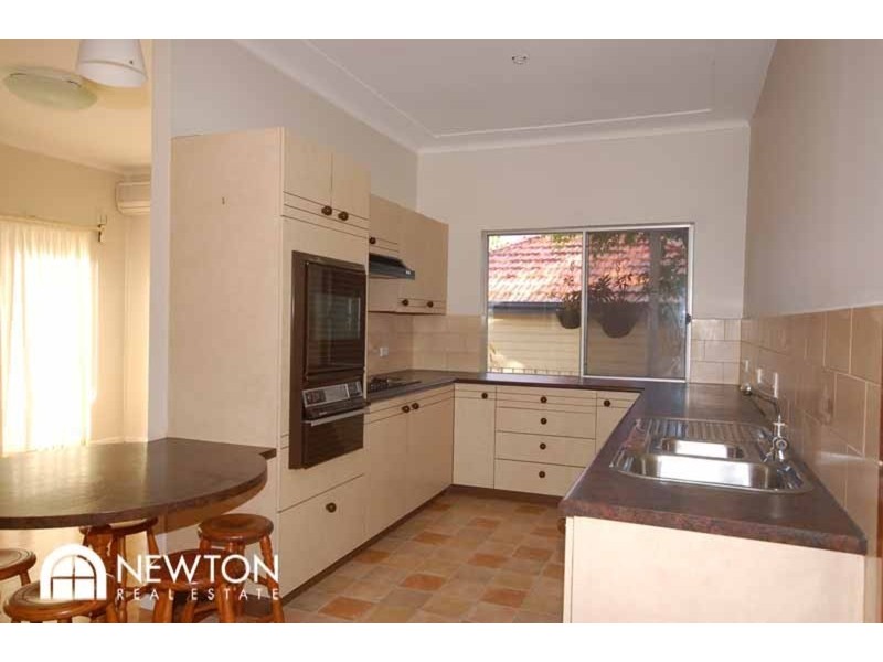 8 Mundakal Avenue, Kirrawee NSW 2232