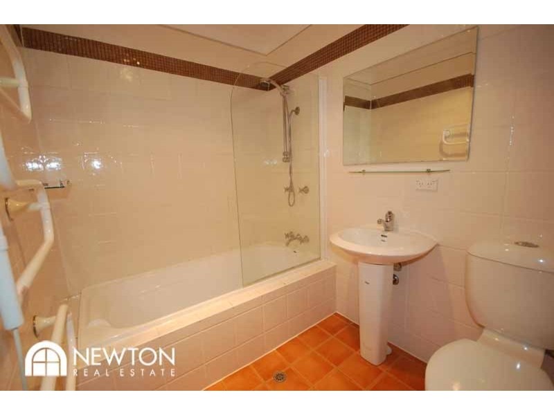 8 Mundakal Avenue, Kirrawee NSW 2232