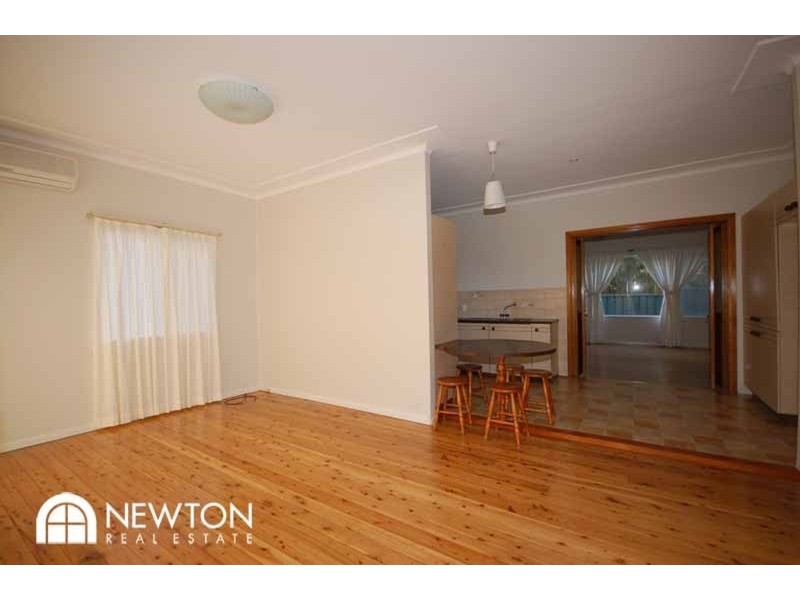 8 Mundakal Avenue, Kirrawee NSW 2232