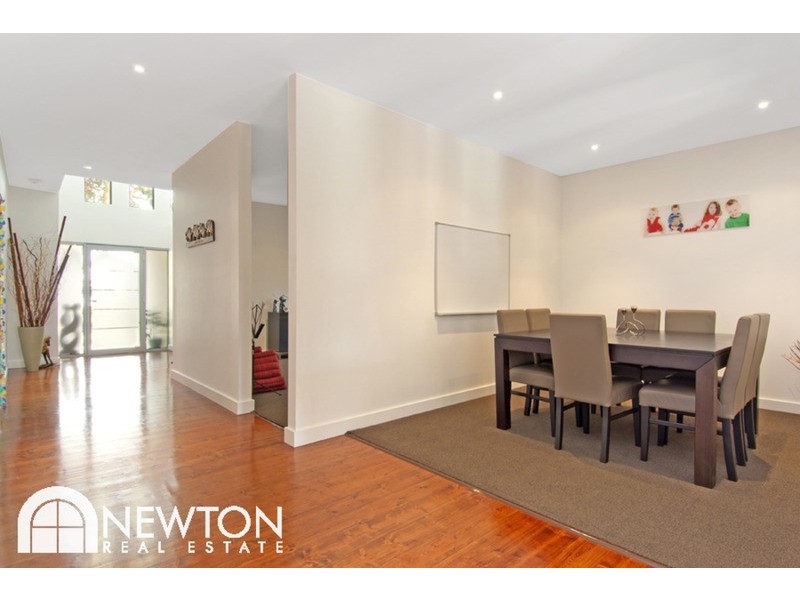 21 Drake Avenue, Caringbah NSW 2229