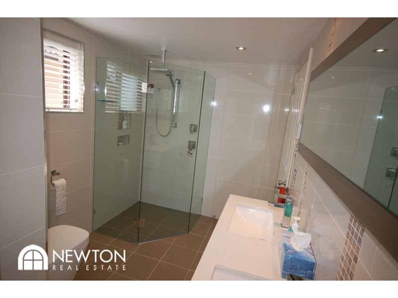 50 Buchanan Avenue, Bonnet Bay NSW 2226