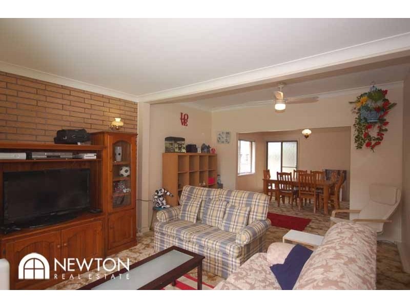 19 Crookwell Avenue, Miranda NSW 2228