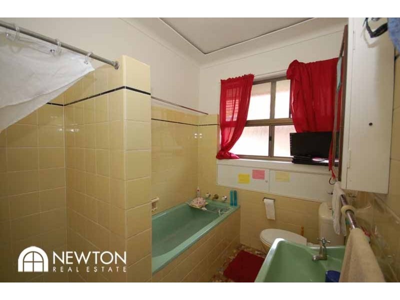 19 Crookwell Avenue, Miranda NSW 2228