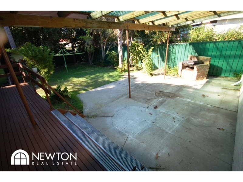 6 Hinkler Avenue, Caringbah NSW 2229