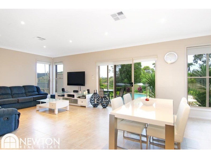 33 Arcadia Avenue, Gymea Bay NSW 2227