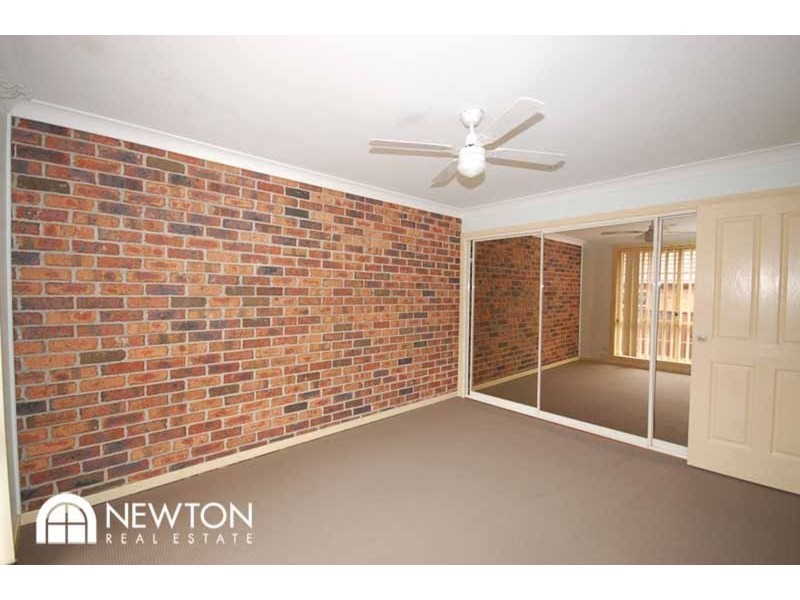 1/27 Gannons  Road, Caringbah NSW 2229