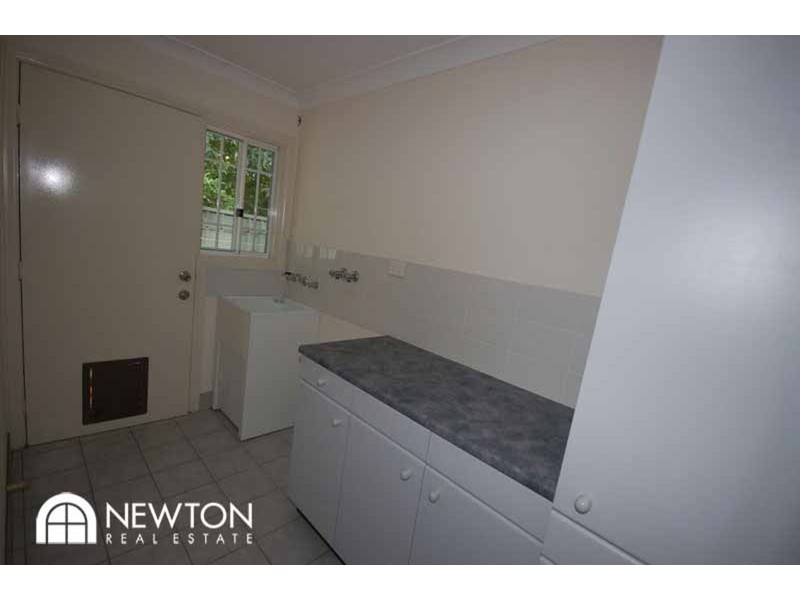 1/2 Gillwinga  Avenue, Caringbah NSW 2229