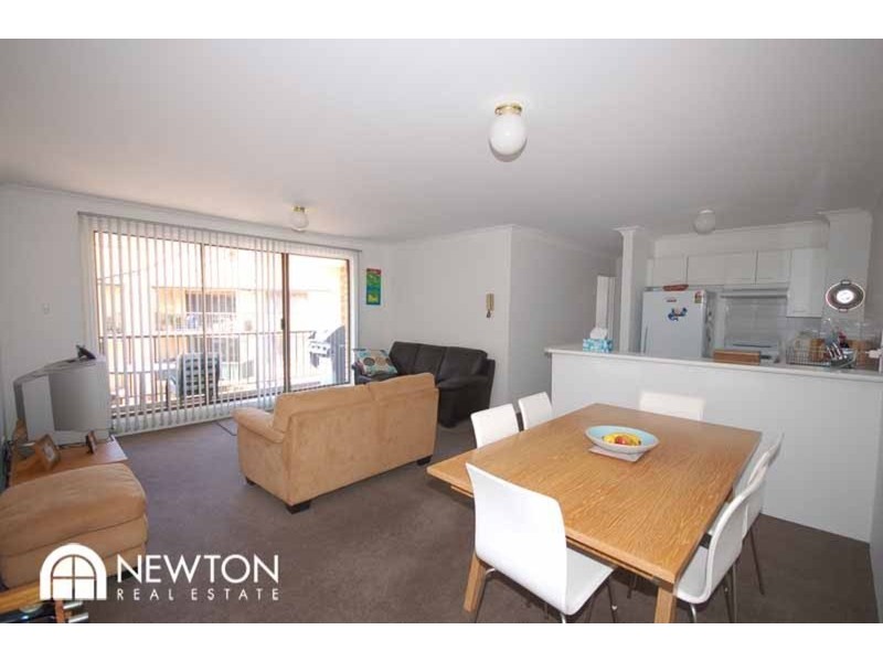 12/94-100 Flora  Street, Sutherland NSW 2232