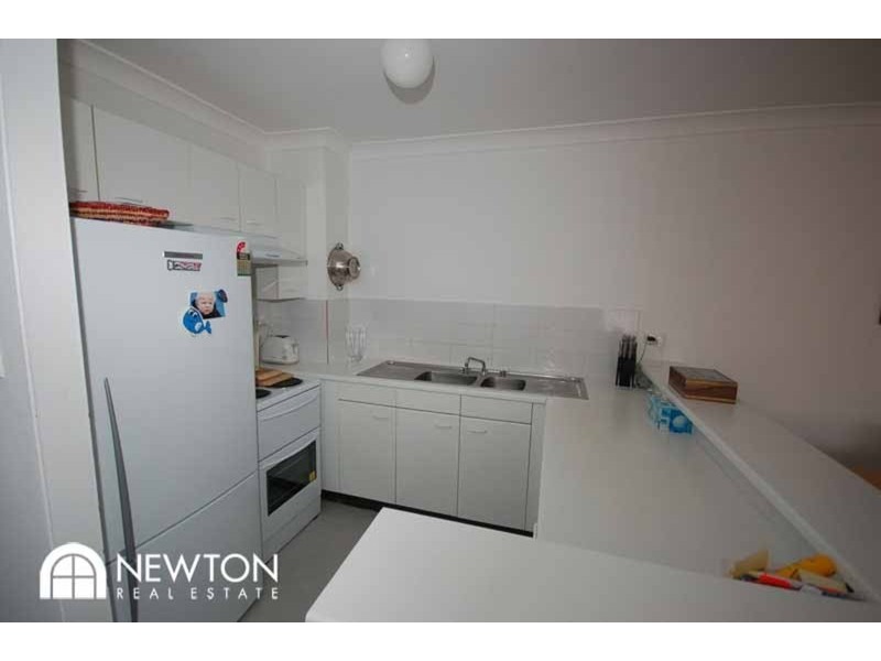 12/94-100 Flora  Street, Sutherland NSW 2232