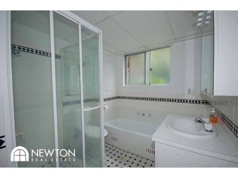 E8/17-31 Sunnyside Avenue, Caringbah NSW 2229