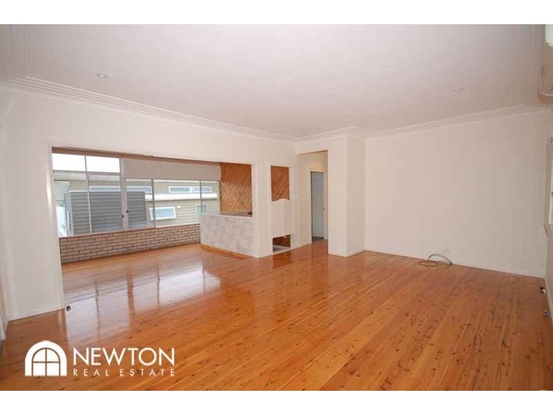 11 Swan Street, Lilli Pilli NSW 2229