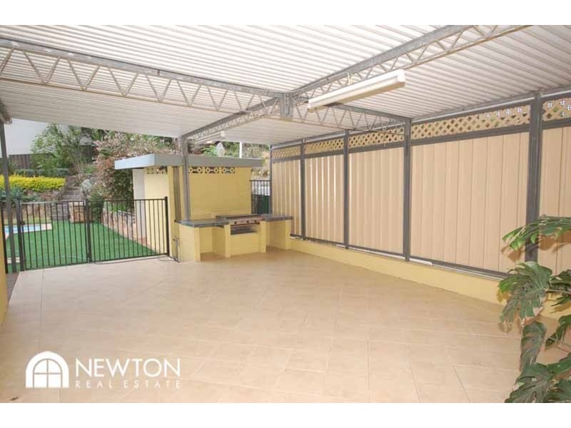 11 Swan Street, Lilli Pilli NSW 2229