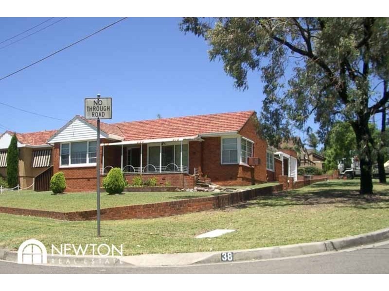 38 Bimbadeen Avenue, Miranda NSW 2228