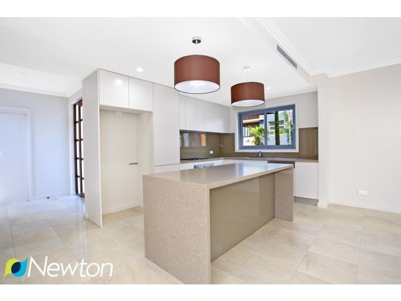 121 Gannons Road, Caringbah NSW 2229