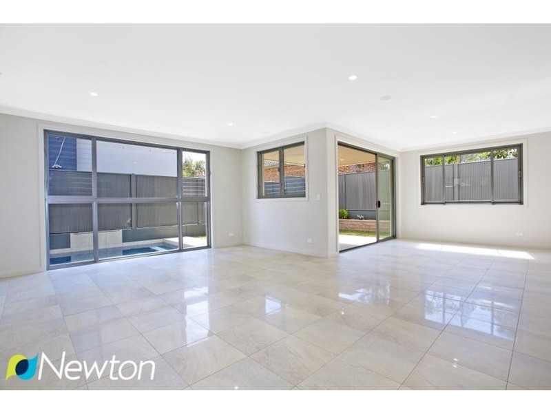 121 Gannons Road, Caringbah NSW 2229