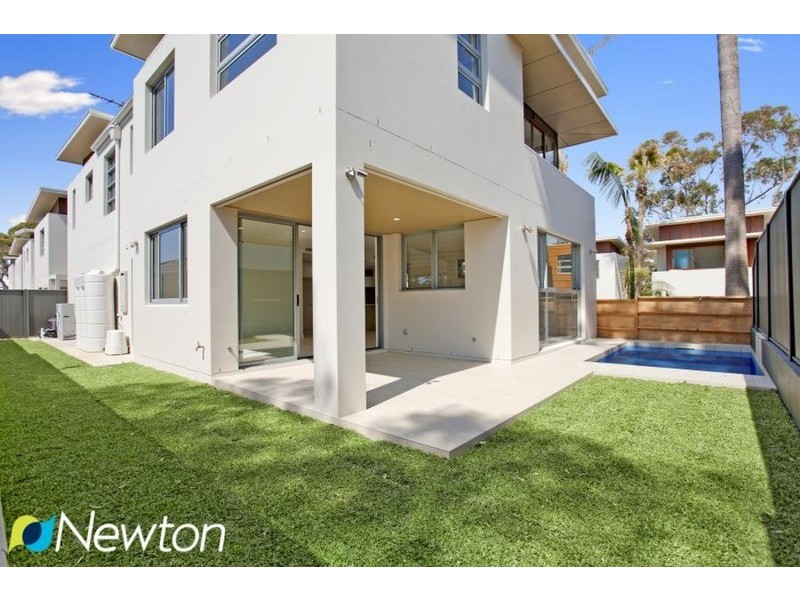 121 Gannons Road, Caringbah NSW 2229