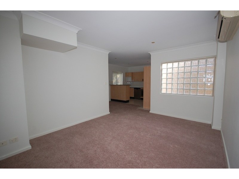 18/7-13 Taylor  Close, Miranda NSW 2228