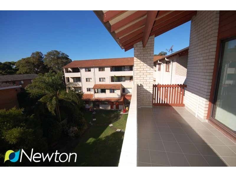 8/55 President Avenue, Caringbah NSW 2229