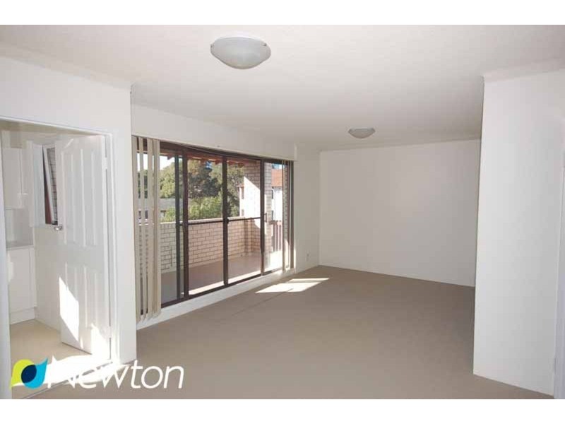 8/55 President Avenue, Caringbah NSW 2229