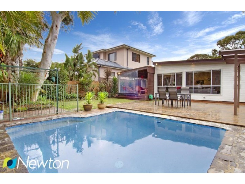 20 Raleigh Avenue, Caringbah NSW 2229