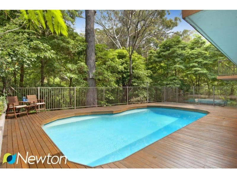 25 Valley Way, Gymea Bay NSW 2227