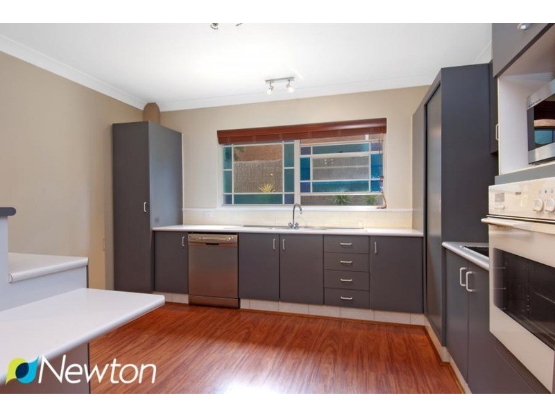 2/15 Taylor Close, Miranda NSW 2228