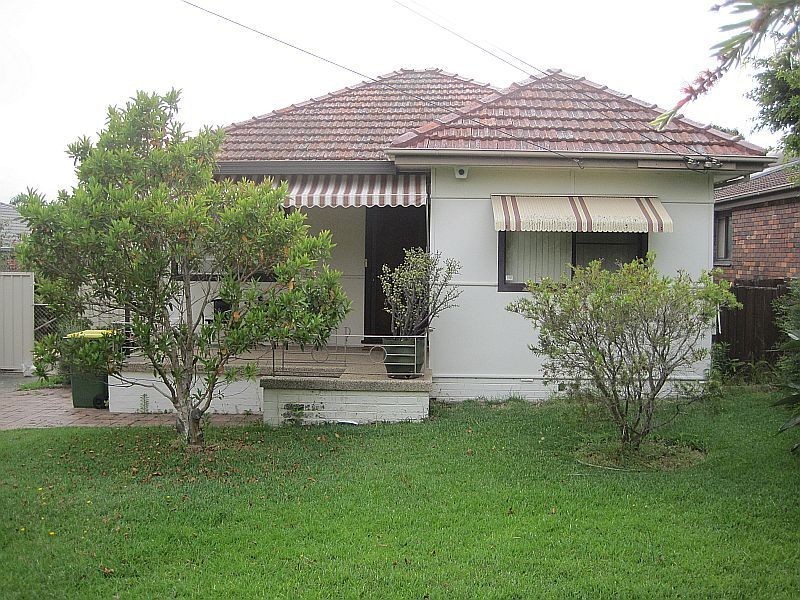 18 Tedman Parade, Sylvania NSW 2224