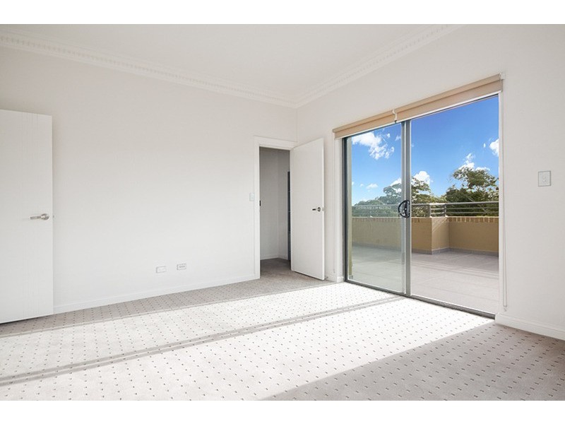 801/3-8 Clydesdale Place, Pymble NSW 2073