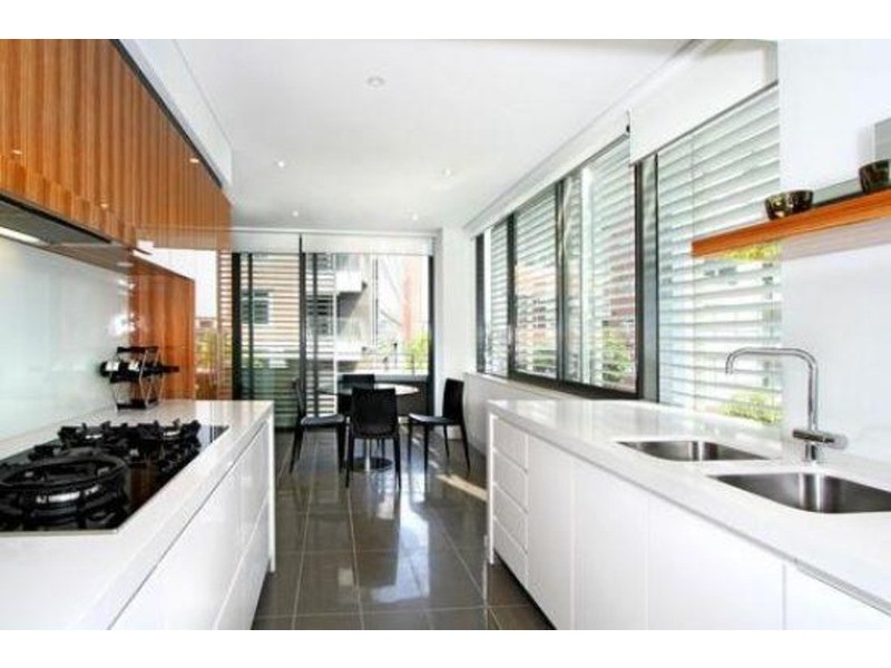 8 Wharf Crescent, Pyrmont NSW 2009