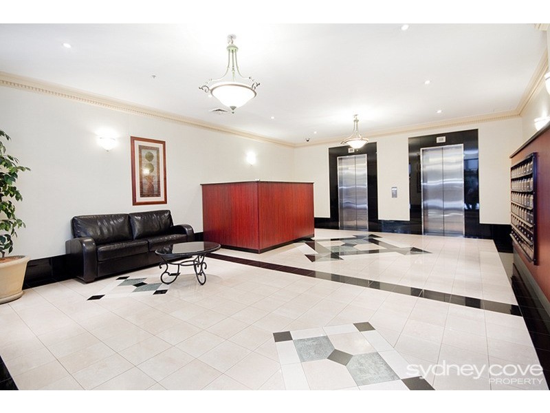 1-5 Hosking Place, Sydney NSW 2000