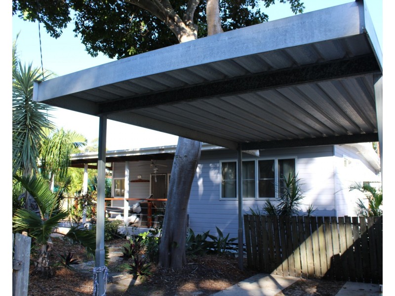 24 Soverign Road, Amity Point QLD 4183