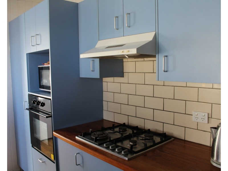 24 Soverign Road, Amity Point QLD 4183