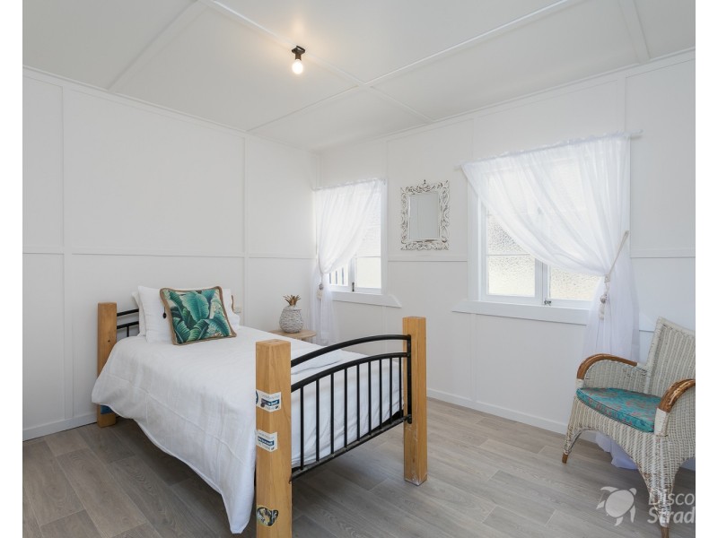 13 Mooloomba Road, Point Lookout QLD 4183