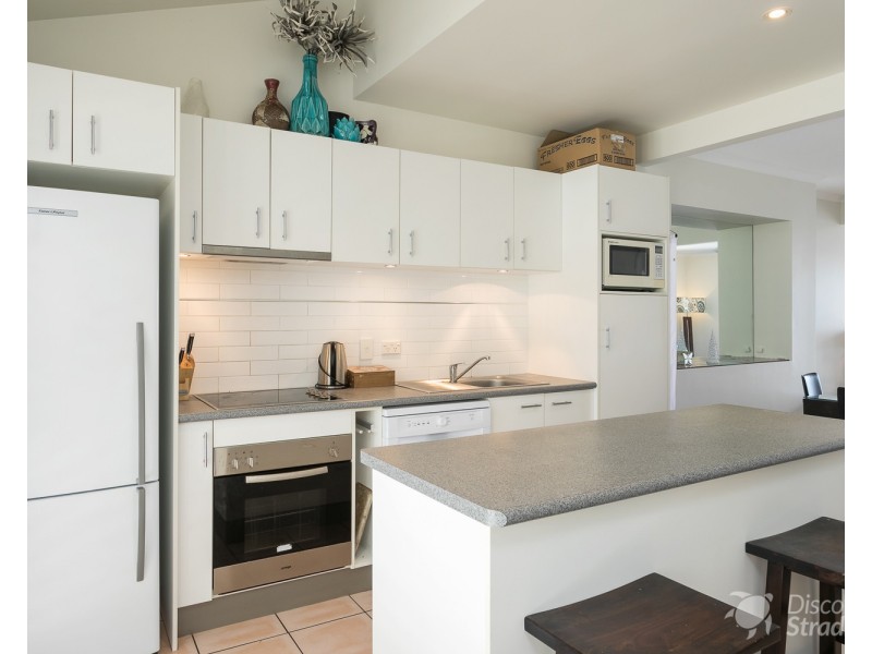 30/21-25 Cumming Parade, Point Lookout QLD 4183