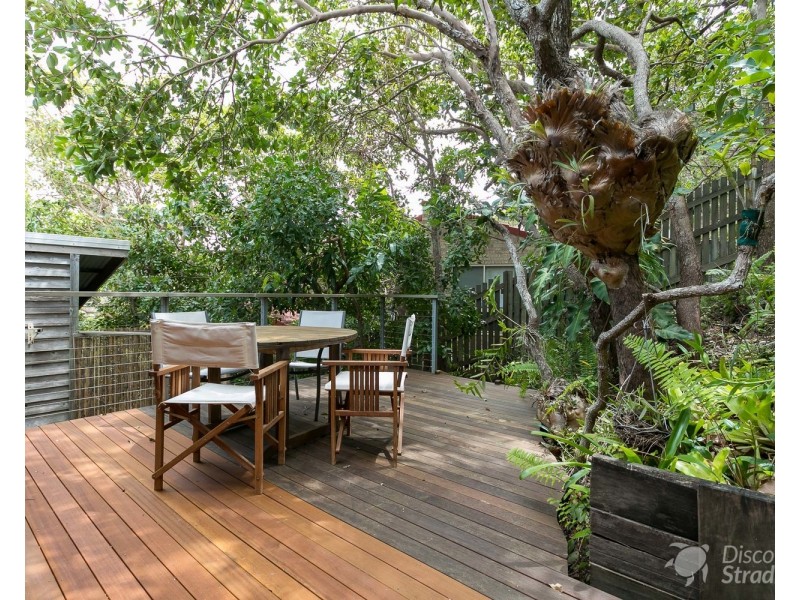 32 Samarinda Way, Point Lookout QLD 4183