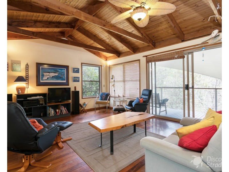 32 Samarinda Way, Point Lookout QLD 4183