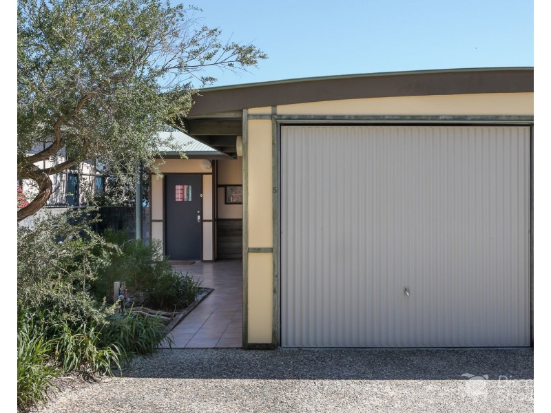 Claytons 5/122 Mooloomba Road, Point Lookout QLD 4183